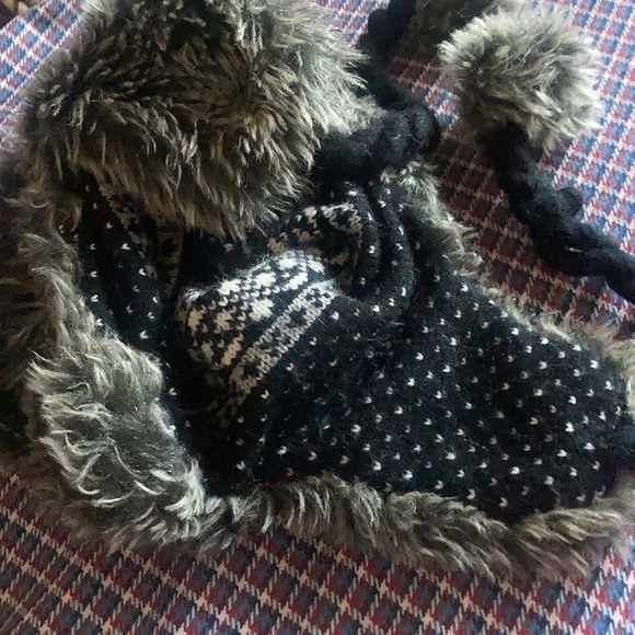 Winter ski hat - Picture 3 of 3